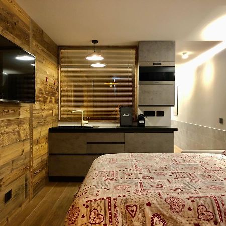 Central Apart Chalet 布勒伊-切尔维尼亚 外观 照片
